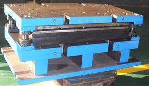 級(jí)進(jìn)模具沖壓產(chǎn)品出現(xiàn)跳屑?jí)簜脑?/></p><p>　　級(jí)進(jìn)模具沖壓產(chǎn)品出現(xiàn)跳屑?jí)簜脑颍?/p><p>　　A、間隙偏大; 
B、送料不當(dāng);C、沖壓油滴太快，油粘;D、模具未退磁;E、凸模磨損，屑料壓附于凸模上;F、凸模太短，插入凹模長度不足;G、材質(zhì)較硬，沖切形狀簡單;H、應(yīng)急措施。</p><p>　　解決對(duì)策：</p><p>　　A、控制凸凹模加工精度或修改設(shè)計(jì)間隙;B、送至適當(dāng)位置時(shí)修剪料帶并及時(shí)清理模具;C、控制沖壓油滴油量，或更換油種降低粘度;D 
模具、研修后必須退磁(沖鐵料更須注意);E、研修凸模刀口; 
F、調(diào)整凸模刃入凹模長度;G、更換材料，修改設(shè)計(jì)。凸模刃入端面裝頂出或修出斜面或弧性(注意方向)。減少凸模刃部端面與屑料之貼合面積;H、減小凹模刃口的鋒利度，減小凹模刃口的研修量，增加凹模直刃部表面的粗糙度(被覆)，采用吸塵器吸廢料。降低沖速，減緩跳屑。</p>
        
        </div>
        <div   id=