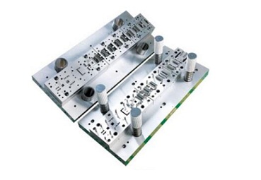 1526348917708594.jpg 級進(jìn)模