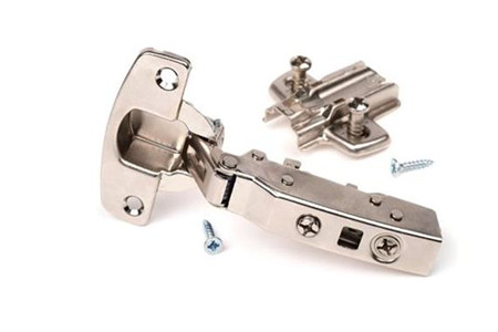 精密沖壓件加工時(shí)如何獲得尺寸精度？