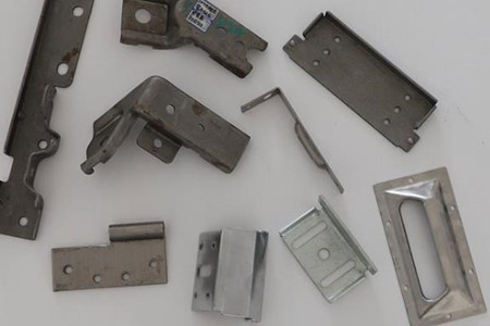 五金彈片的材質(zhì)有哪些，使用壽命多長？