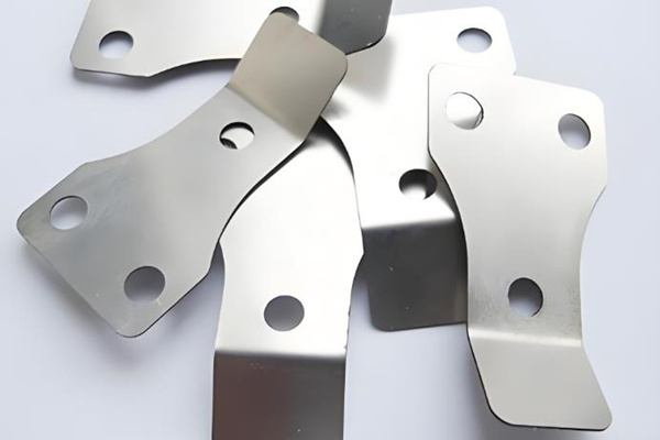 五金彈片的特點、用途和生產(chǎn)工藝 圖1